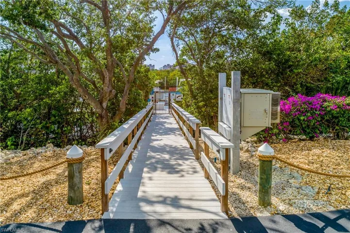 Walkway - security entry from parking to dock -slip at end of walkway