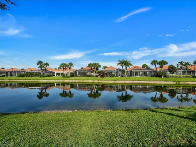 4533 Paseo Avila, Naples, Florida 34109