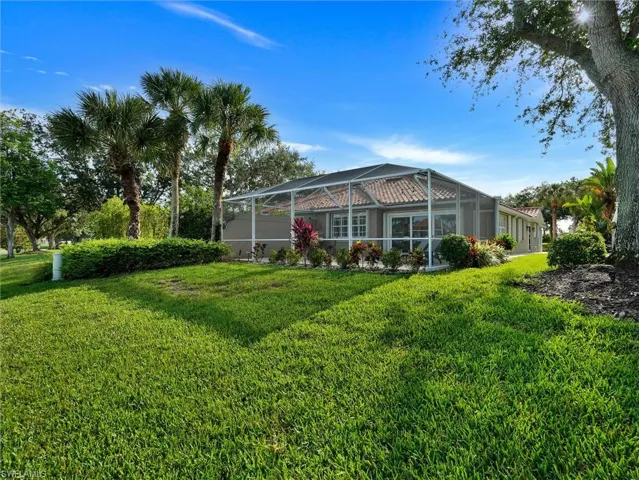 4533 Paseo Avila, Naples, Florida 34109