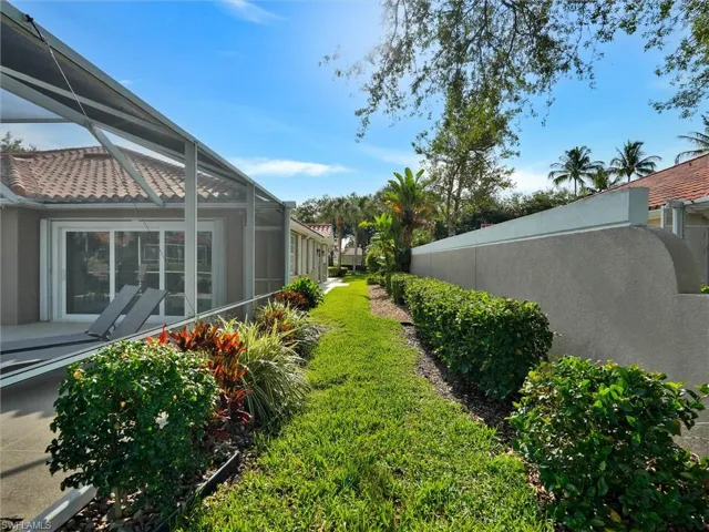 4533 Paseo Avila, Naples, Florida 34109