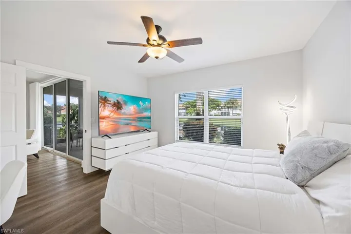 5040  Cedar Springs  DR, Naples, FL 34110