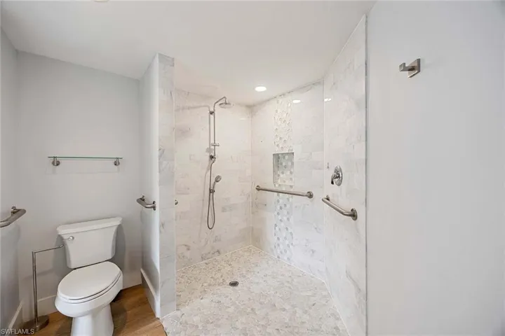 5040  Cedar Springs  DR, Naples, FL 34110