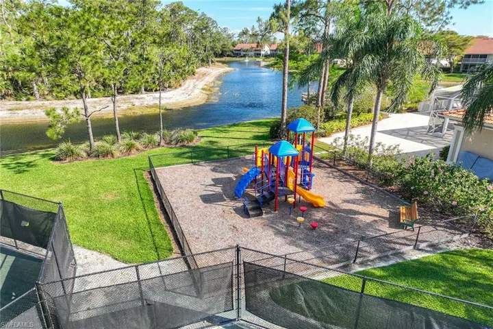 5040  Cedar Springs  DR, Naples, FL 34110