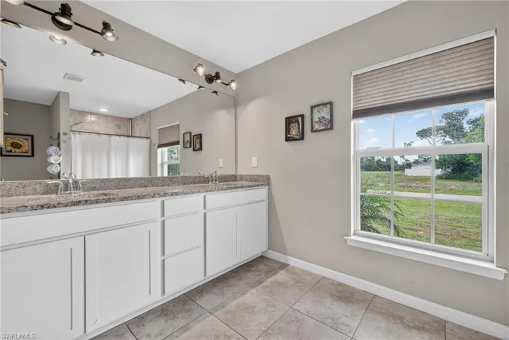 4150 Nw 39th Ave, Cape Coral, Florida 33993