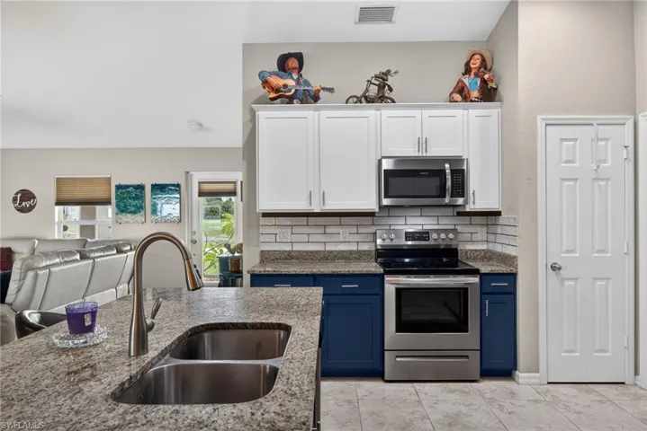 4150 Nw 39th Ave, Cape Coral, Florida 33993