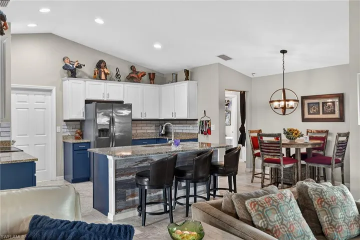 4150 Nw 39th Ave, Cape Coral, Florida 33993