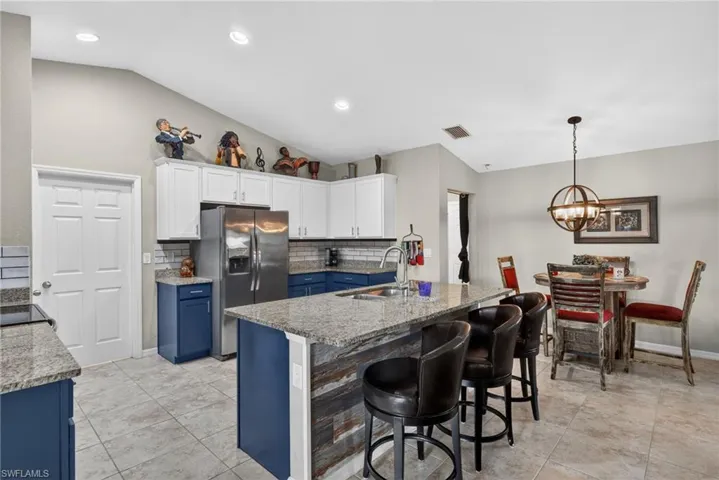4150 Nw 39th Ave, Cape Coral, Florida 33993
