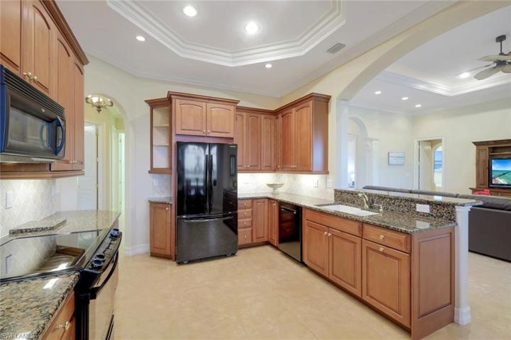 More quality details including the tray ceilings