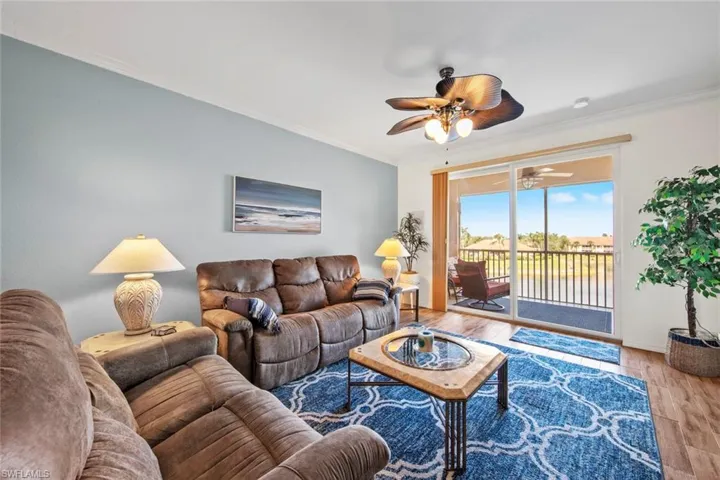 Living area w/direct access to balcony