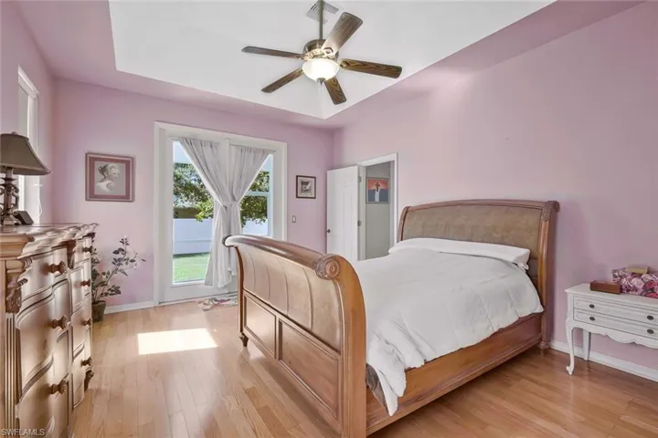 3830 Sw 15th Pl, Cape Coral, Florida 33914