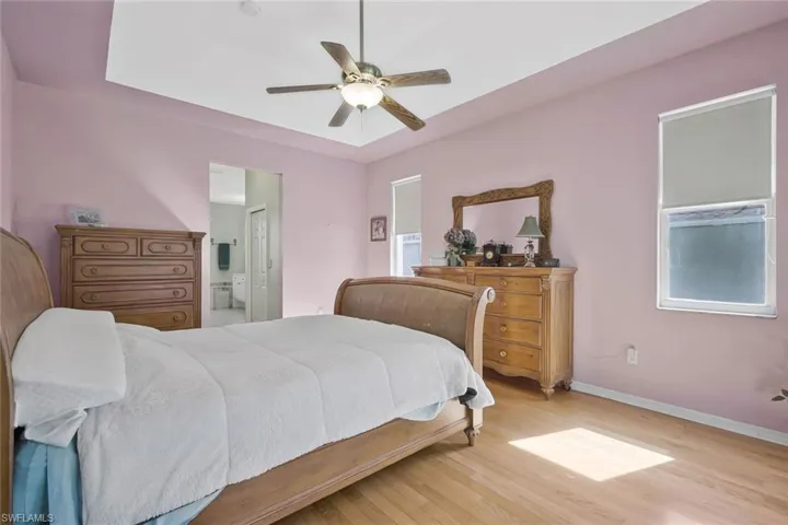 3830 Sw 15th Pl, Cape Coral, Florida 33914
