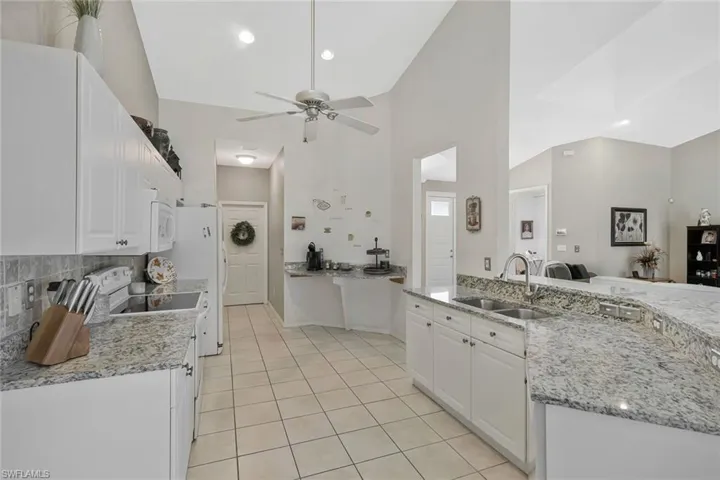 3830 Sw 15th Pl, Cape Coral, Florida 33914