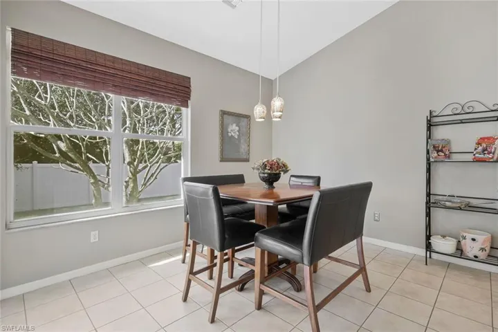 3830 Sw 15th Pl, Cape Coral, Florida 33914