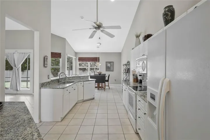 3830 Sw 15th Pl, Cape Coral, Florida 33914