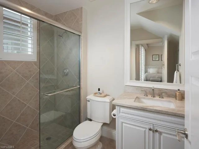 1001 10th Ave S D2, Naples, Florida 34102