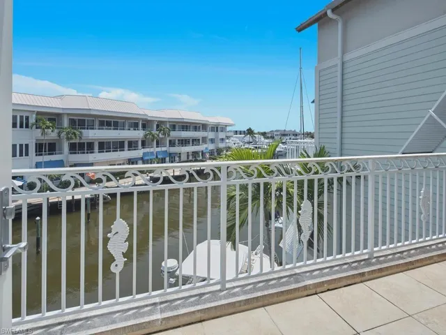 1001 10th Ave S D2, Naples, Florida 34102