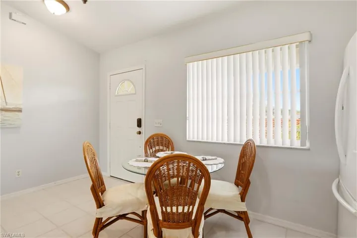 1723 Reuven Cir 2004, Naples, Florida 34112