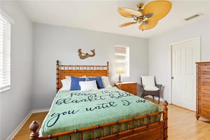 1723 Reuven Cir 2004, Naples, Florida 34112