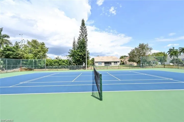 1723 Reuven Cir 2004, Naples, Florida 34112