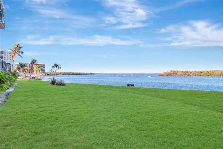 4253 Bay Beach Ln F1, Fort Myers Beach, Florida 33931