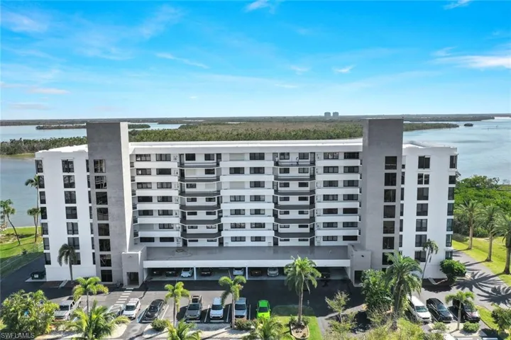 4253 Bay Beach Ln F1, Fort Myers Beach, Florida 33931