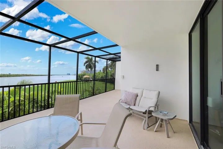 4253 Bay Beach Ln F1, Fort Myers Beach, Florida 33931