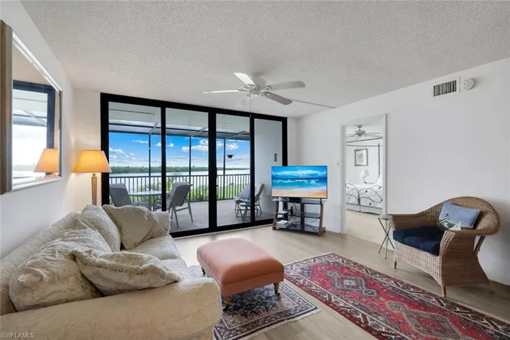 4253 Bay Beach Ln F1, Fort Myers Beach, Florida 33931