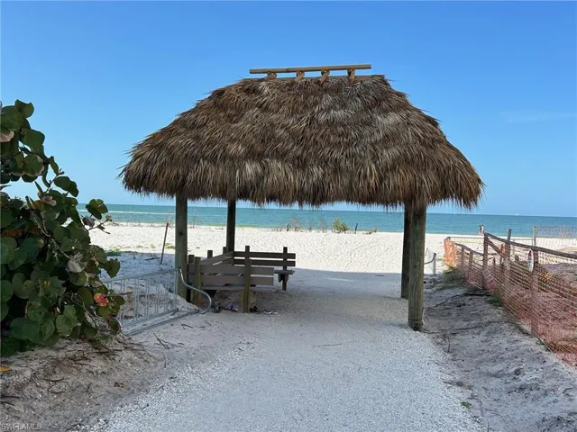 4253 Bay Beach Ln F1, Fort Myers Beach, Florida 33931