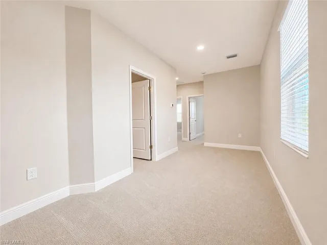 5046 Draco Cir, Other, Florida 34120