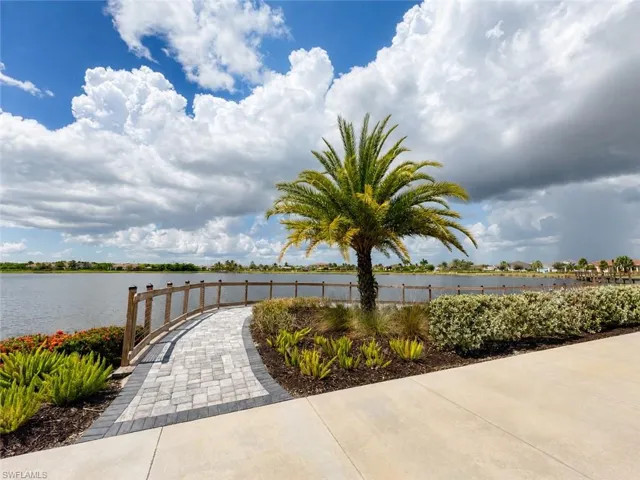 5046 Draco Cir, Other, Florida 34120