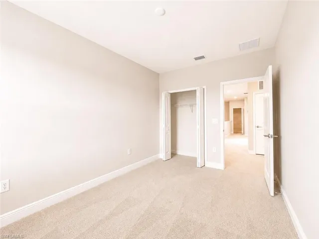 5046 Draco Cir, Other, Florida 34120