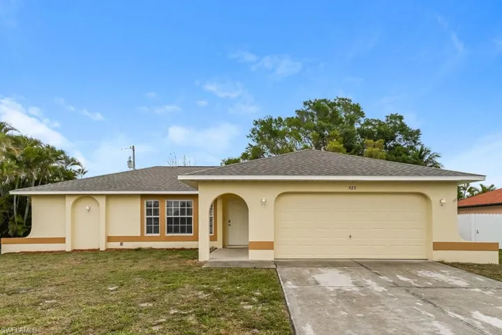 923 Se 34th Ter, Cape Coral, Florida 33904