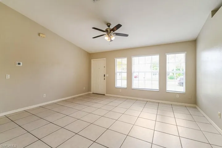 923 Se 34th Ter, Cape Coral, Florida 33904