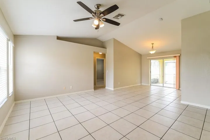 923 Se 34th Ter, Cape Coral, Florida 33904