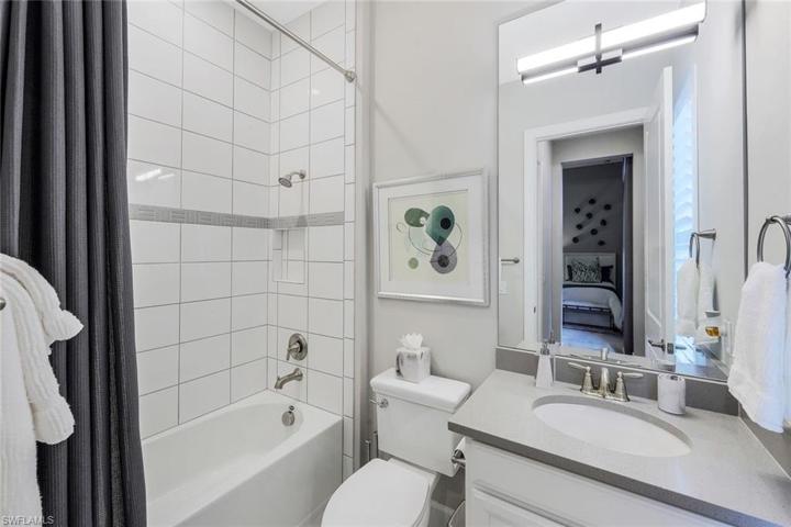 Twin Bathroom