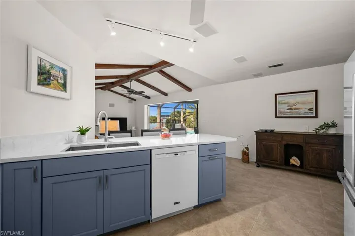 Spacious Kitchen
