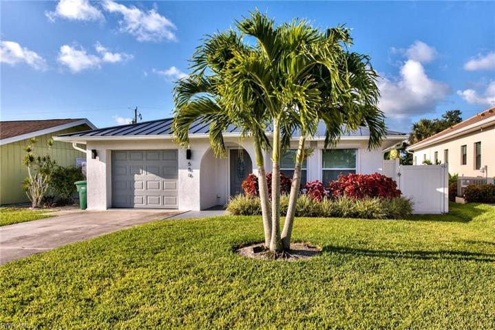 586 98th AVE N, NAPLES FL 34108