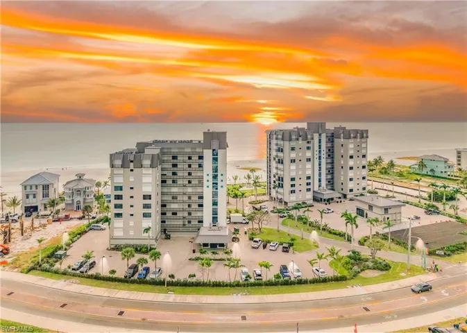 Bird's eye view  complex