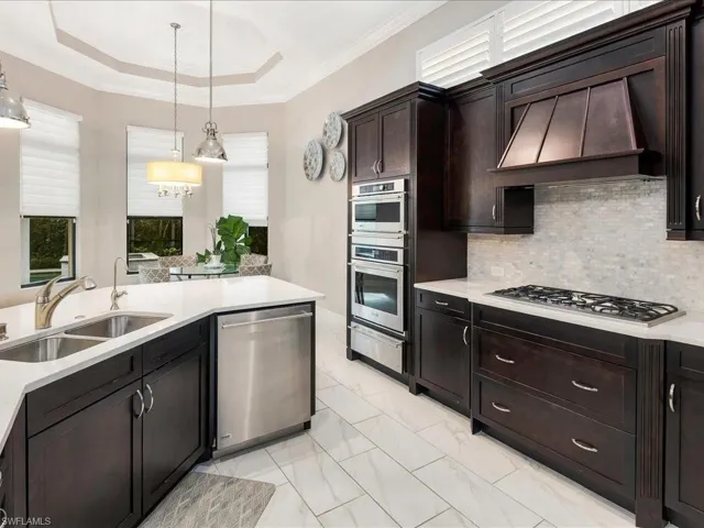 7493 Lantana Cir, Naples, Florida 34119