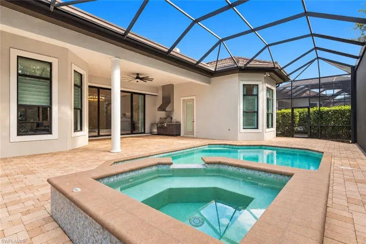 7493 Lantana Cir, Naples, Florida 34119