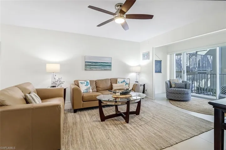 Living room with a ceiling fan