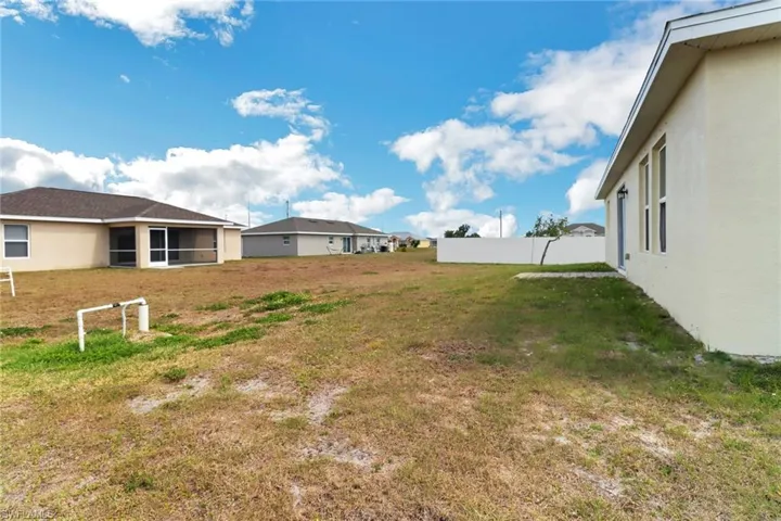 2017 NW 1st  AVE, Cape Coral, FL 33993