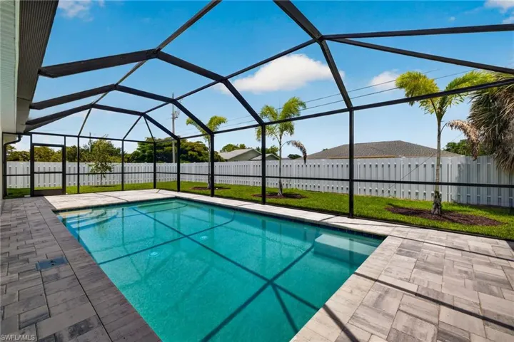 505 SW 25th  LN, Cape Coral, FL 33914