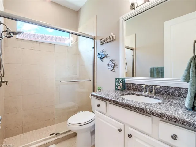9290  Shadow Oak  LN, Naples, FL 34120