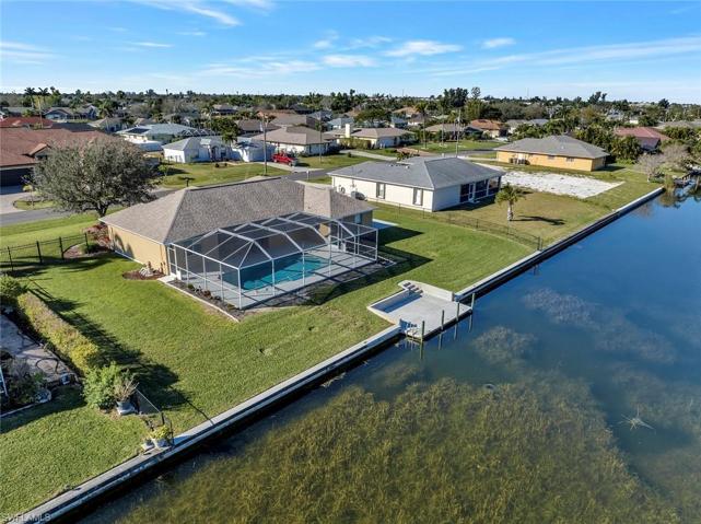 427 SE 23rd TER, CAPE CORAL FL 33990
