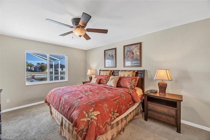 427 SE 23rd TER, CAPE CORAL FL 33990