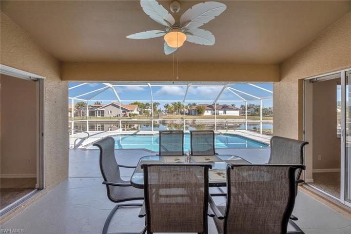 427 SE 23rd TER, CAPE CORAL FL 33990