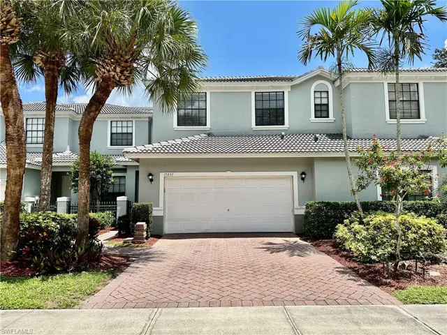 15031 Summit Place Cir 42, Naples, Florida 34119