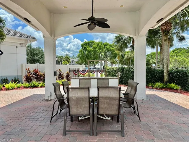 15031 Summit Place Cir 42, Naples, Florida 34119
