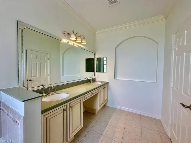 Bathroom #1
